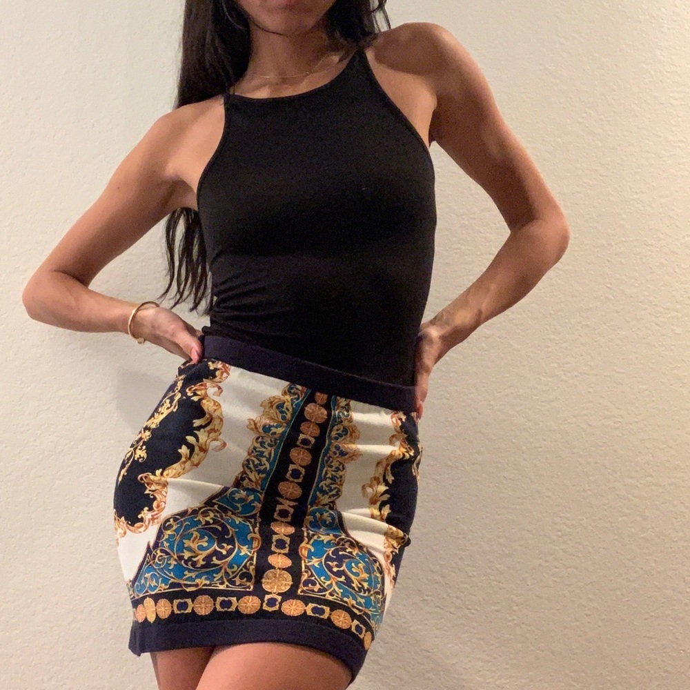 Cache tube top